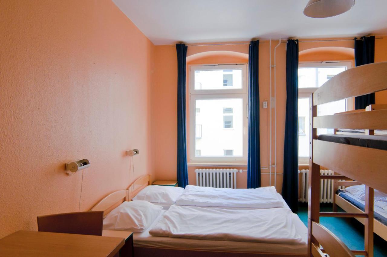 Happy Hotel Berlin Bagian luar foto