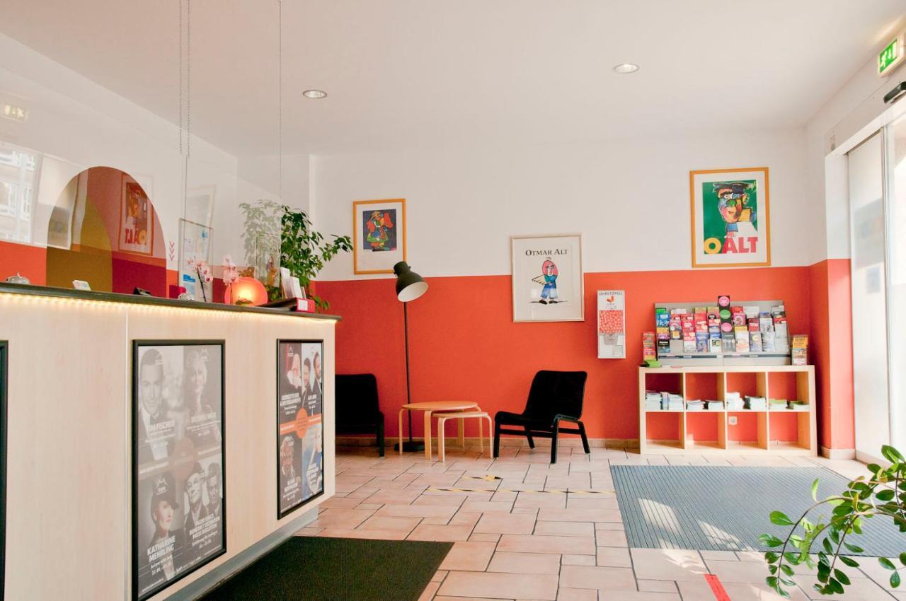 Happy Hotel Berlin Bagian luar foto