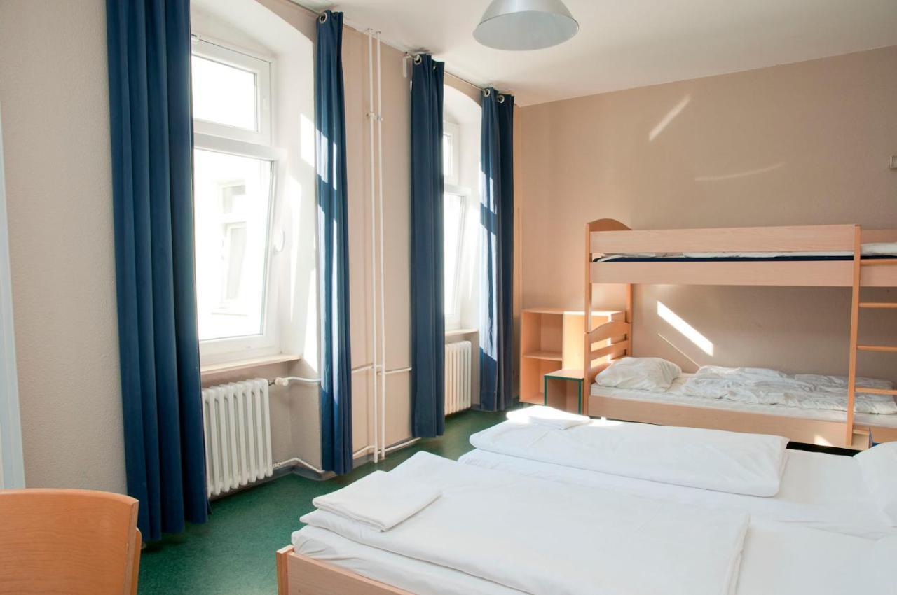 Happy Hotel Berlin Bagian luar foto