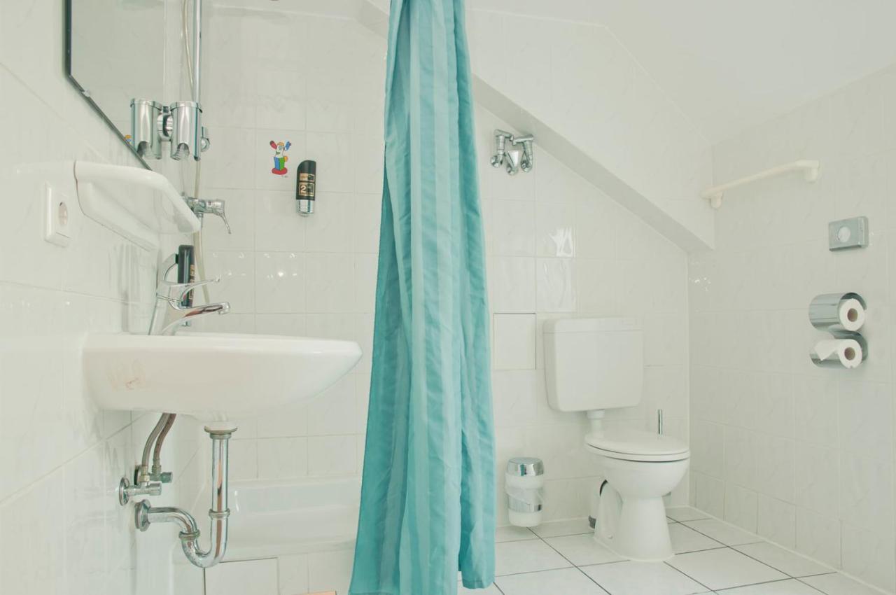 Happy Hotel Berlin Bagian luar foto