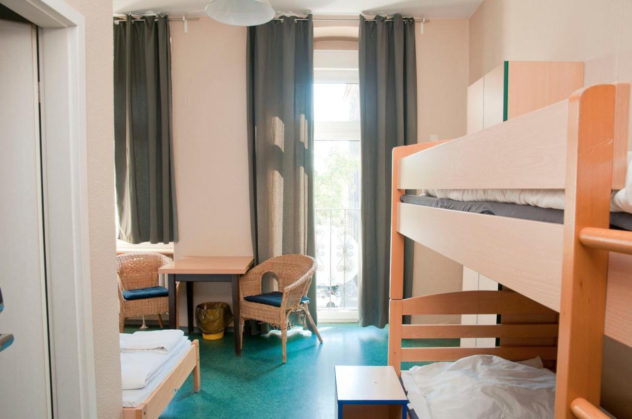 Happy Hotel Berlin Bagian luar foto