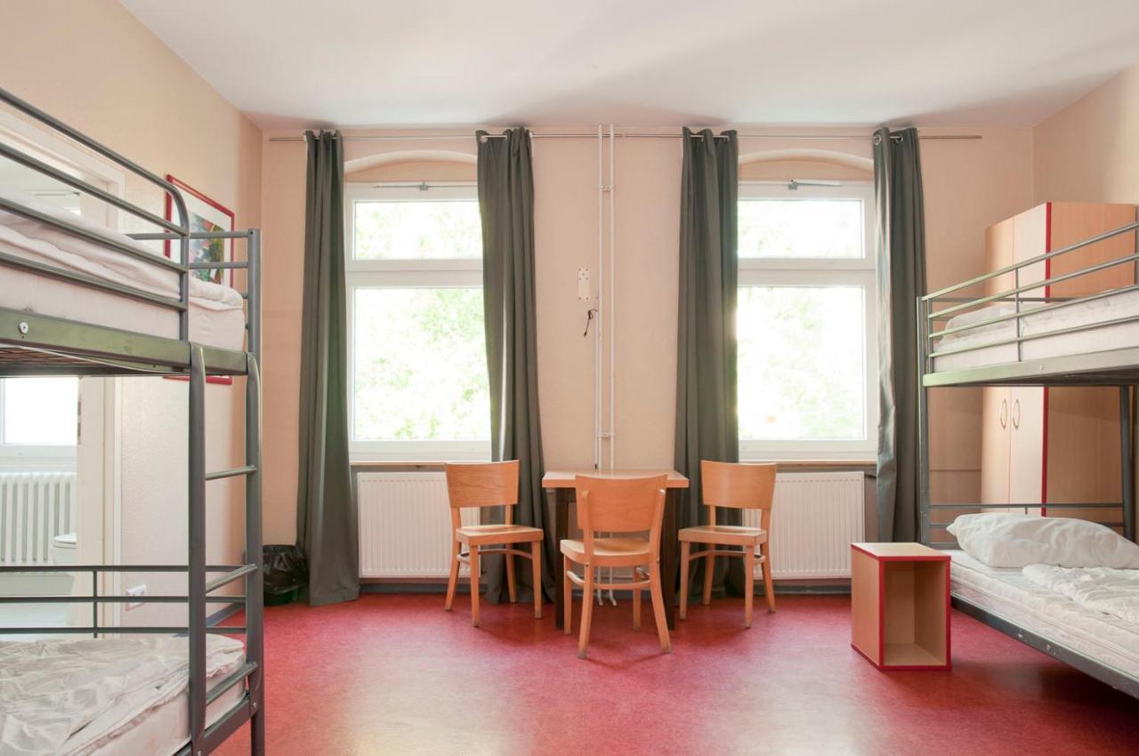 Happy Hotel Berlin Bagian luar foto