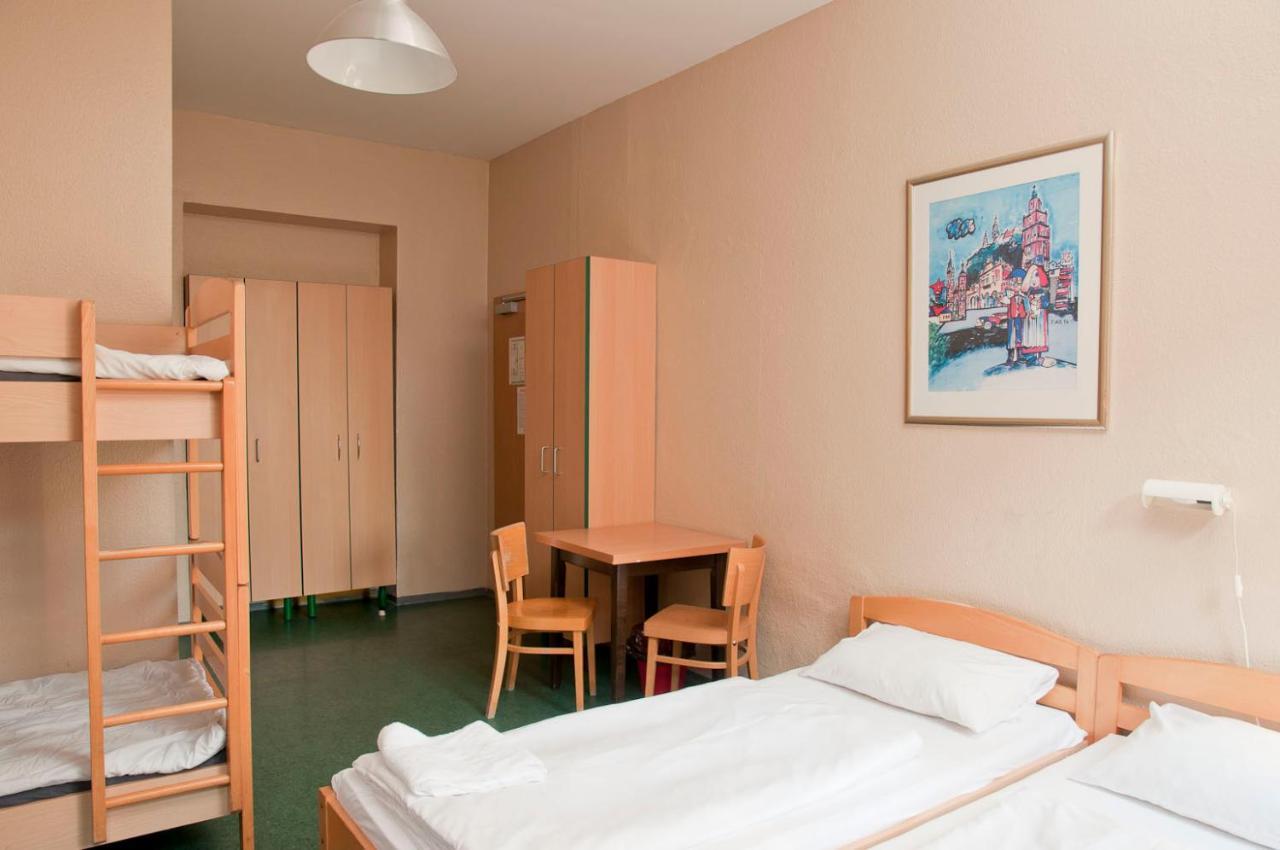Happy Hotel Berlin Bagian luar foto
