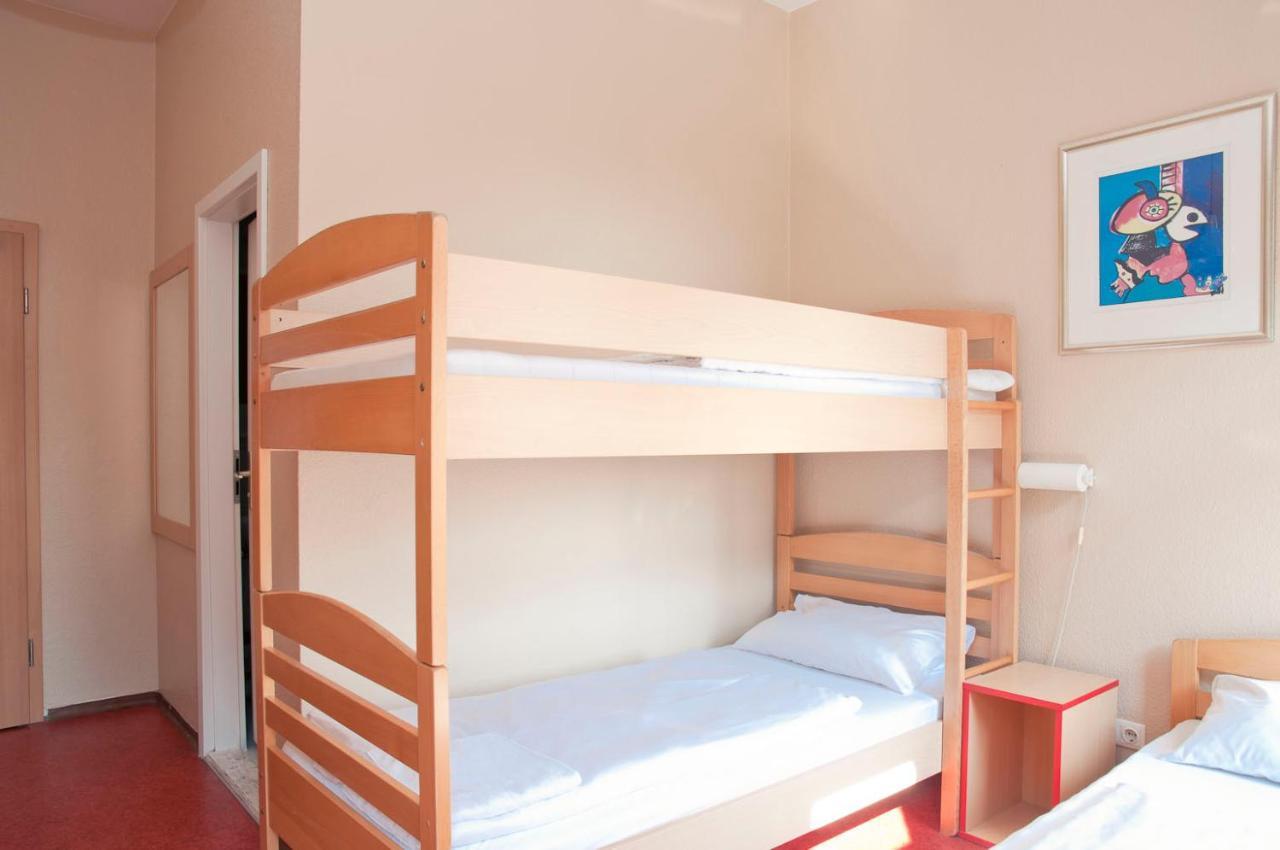 Happy Hotel Berlin Bagian luar foto