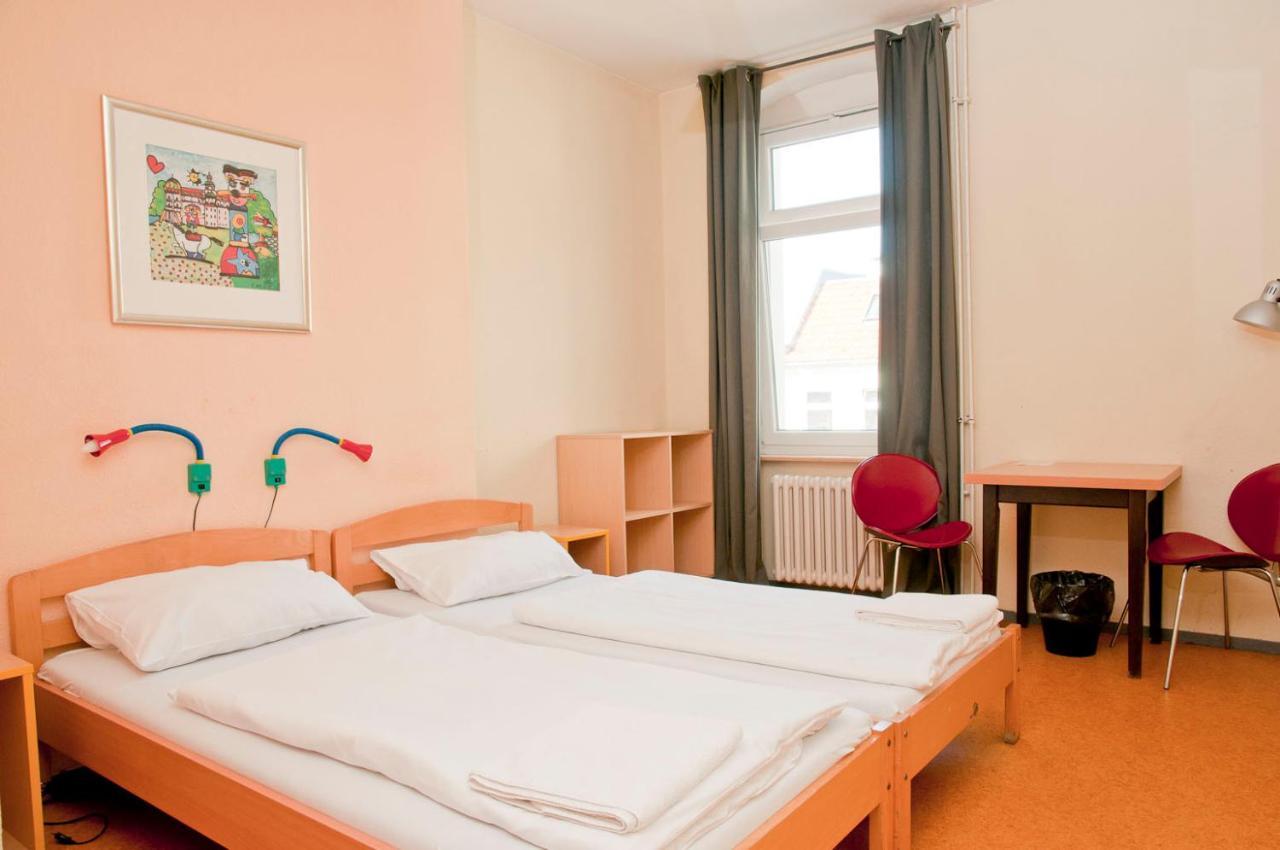 Happy Hotel Berlin Bagian luar foto