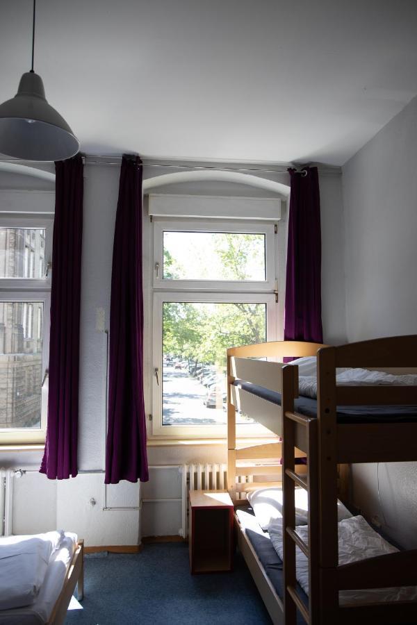 Happy Hotel Berlin Bagian luar foto