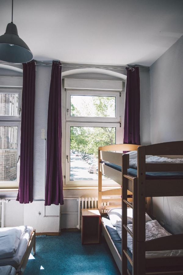 Happy Hotel Berlin Bagian luar foto