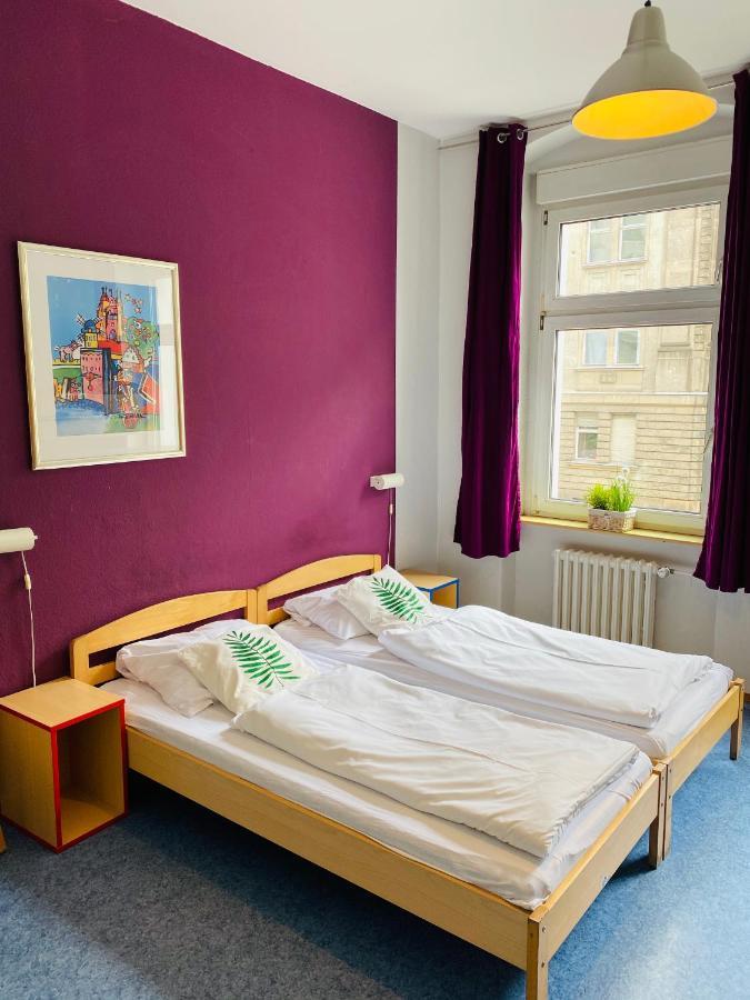 Happy Hotel Berlin Bagian luar foto